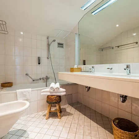 Boutique Olympia Seefeld in Tirol