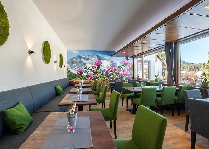 Boutique Olympia Hotell 3*