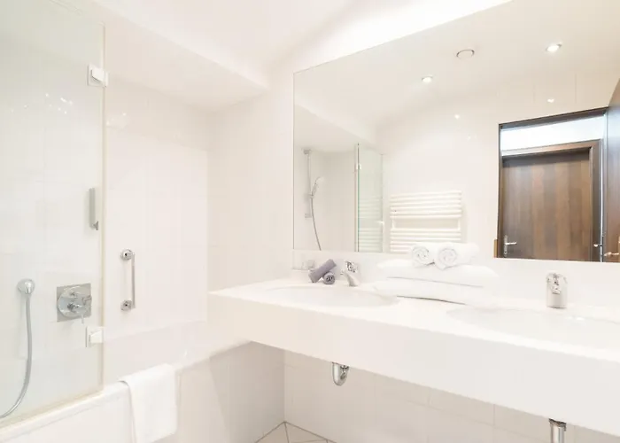 Boutique Olympia Hotell 3*